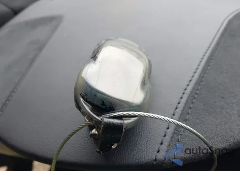 2015 Tesla Model S 70D/85D/P85D z USA, uszkodzony, nr VIN 5YJSA1E29FF118130